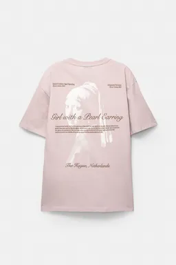 Remera gráfico la joven perla de Pull&Bear en Remeras y Polos para argentina