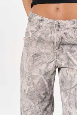 Jean denim baggy real tree de Magda en Pantalones para argentina