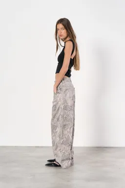 Jean denim baggy real tree de Magda en Pantalones para argentina