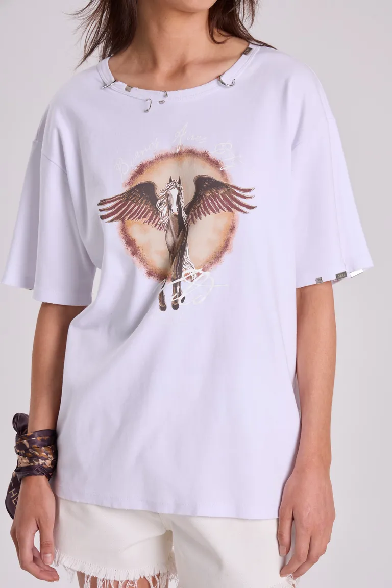 Remera blanca de algodón con roturas y detalles de remaches de Maria Cher en Remeras para argentina