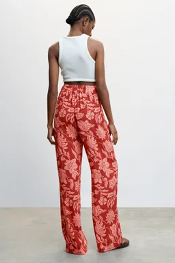 Pantalón palazzo floral de Mango en Pantalones para argentina