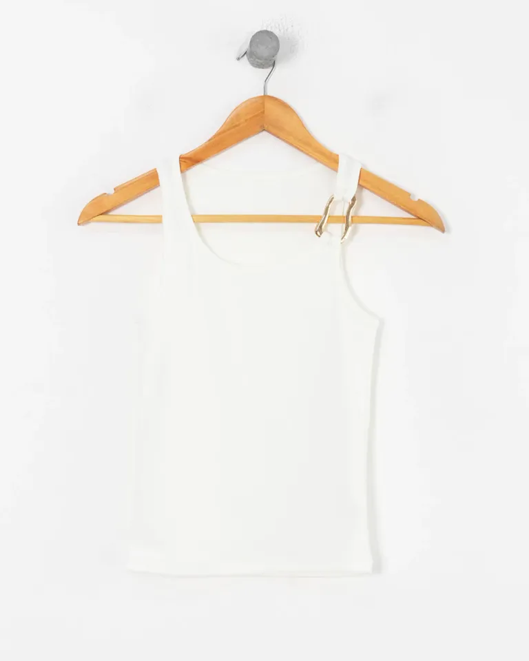 Top básico de tela micromorley con argolla en la tira para mujer de Sky en Tops para argentina