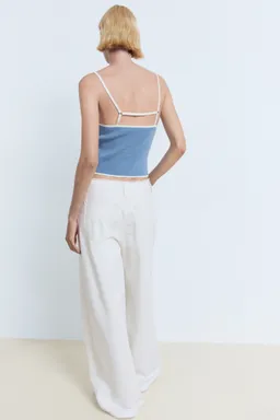 Top punto contraste de Mango en Tops para argentina
