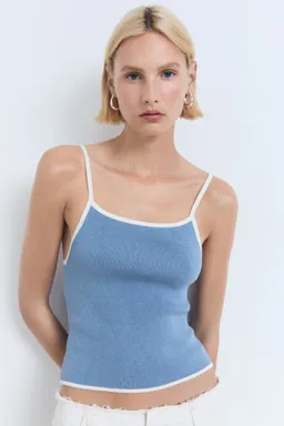 Top punto contraste de Mango en Tops para argentina