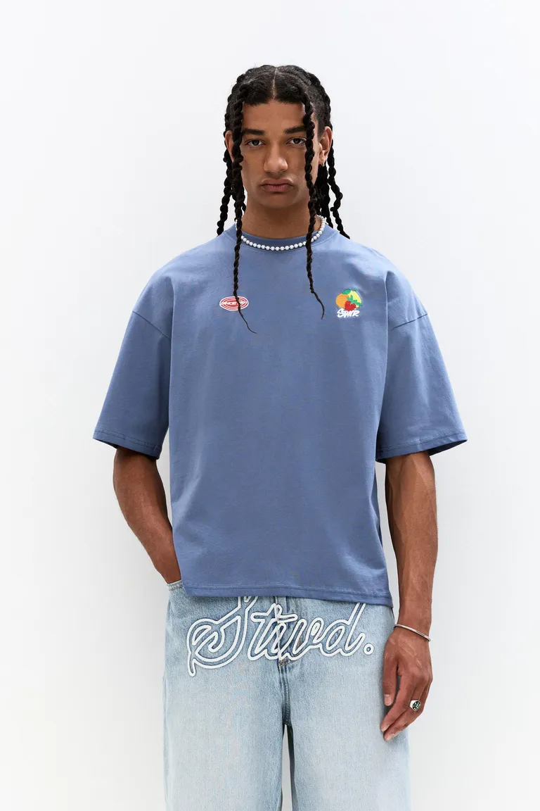 Remera bordado frutas stwd de Pull&Bear en Remeras y Polos para argentina