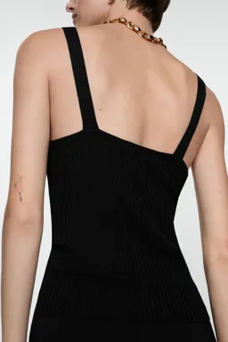 Top punto botones de Mango en Tops para argentina