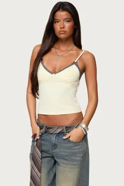 Musculosa ruelle contraste volados de Edikted en Tops para argentina