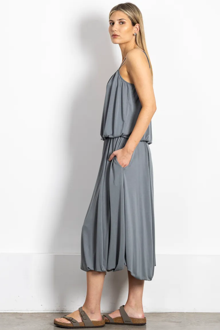 Vestido gris con escote y cintura elástica para mujer de Kill en Remeras para argentina
