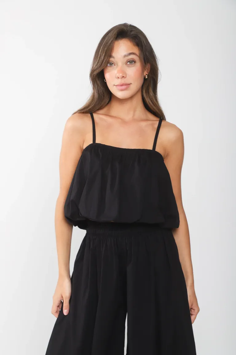 Top chiberta globo en poplin negro con elástico en la cintura y breteles regulables de Belle en Tops para argentina