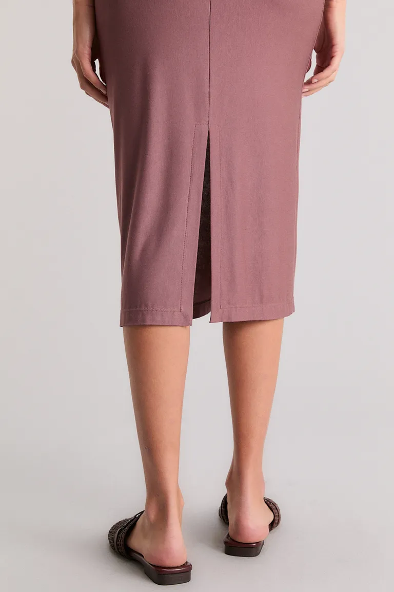Vestido midi de diseño slim con frunce lateral y tajo en la espalda de Kosiuko en Vestidos para argentina