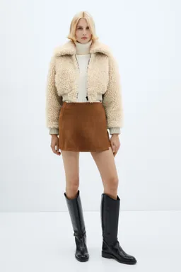 Bomber efecto piel de Mango en Chaquetas para argentina