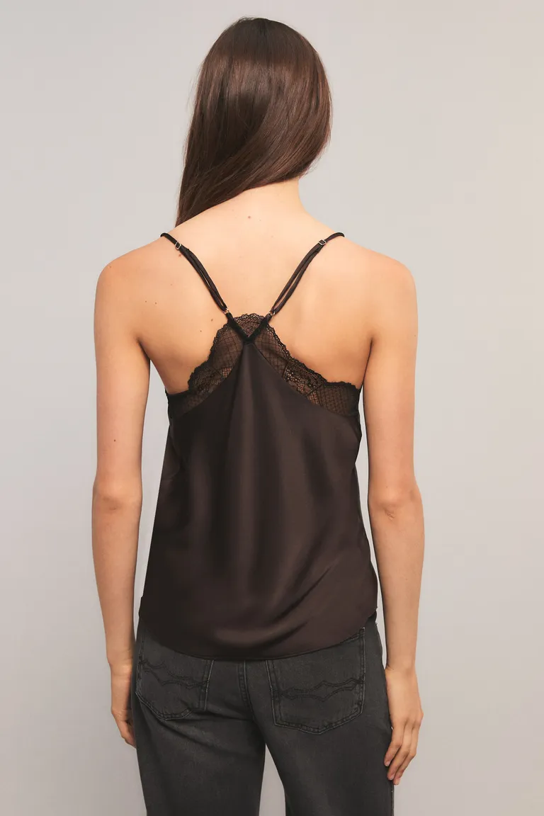 Top sin mangas de breteles regulables con detalles de puntilla en escote y diseño fluido de Kosiuko en Tops para argentina