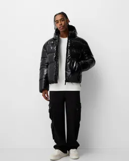 Campera inflable con capucha de Bershka en Abrigos y Camperas para argentina