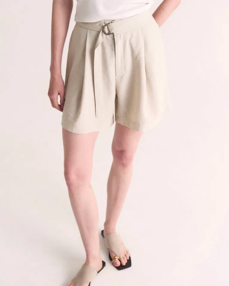 Bermuda Beige con Pliegues y Lazo Ajustable de Sky en Shorts para argentina