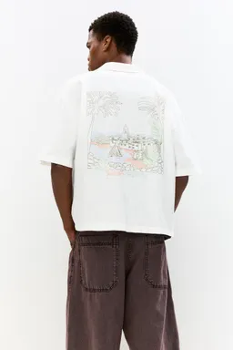 Camisa bordada manga corta de Pull&Bear en Camisas para argentina