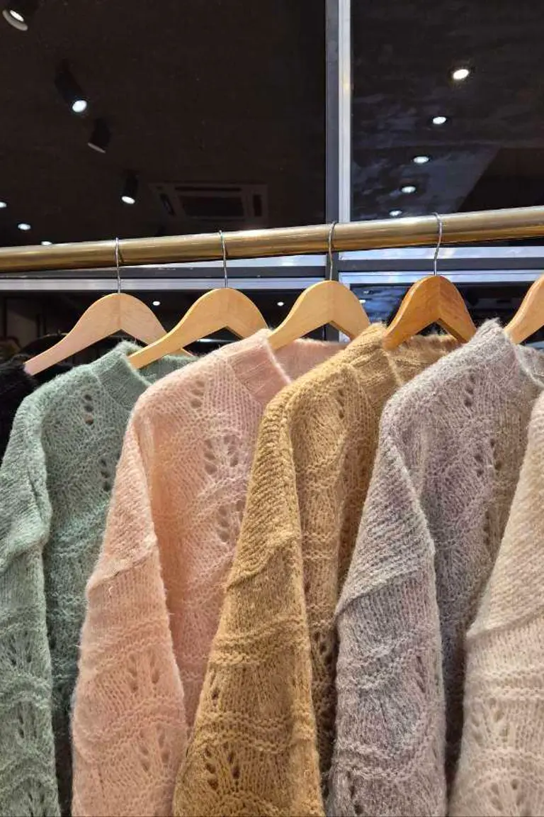 Sweater Textura Ondulada de Hesed en Buzos y Sweaters para argentina