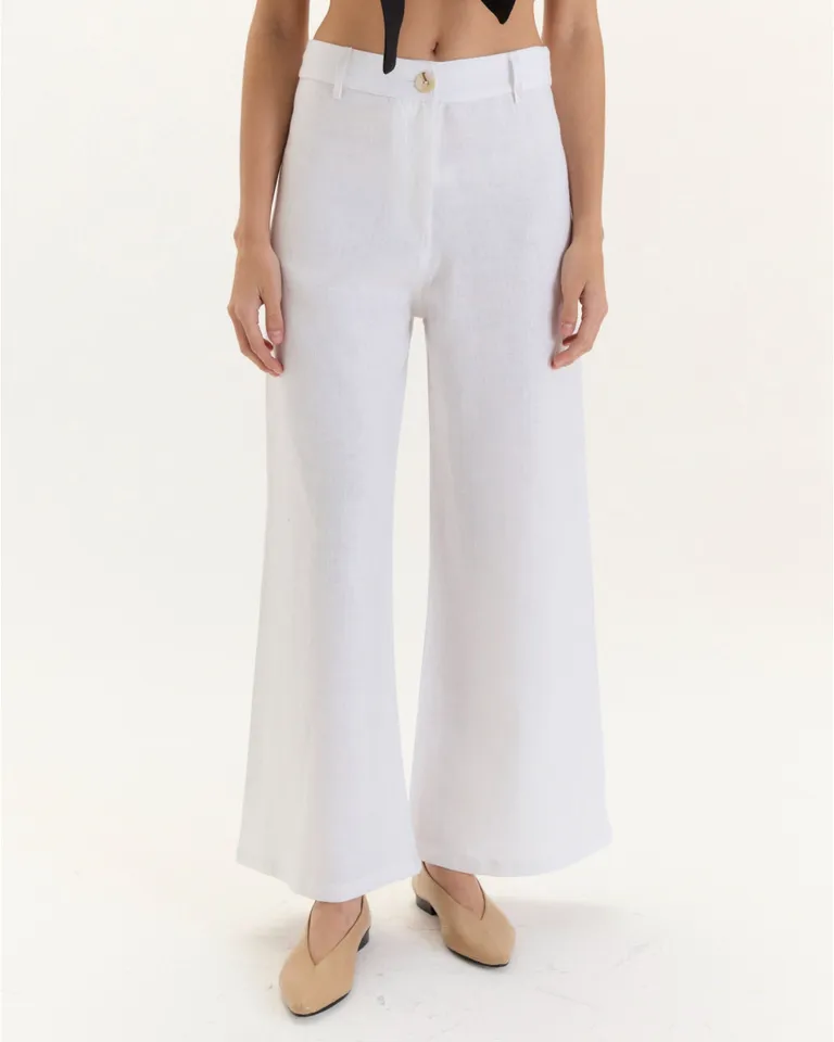 Pantalón de lino Kisha: corte fluido, diseño innovador y bolsillos plaqué de Blue Sheep en Pantalones para argentina