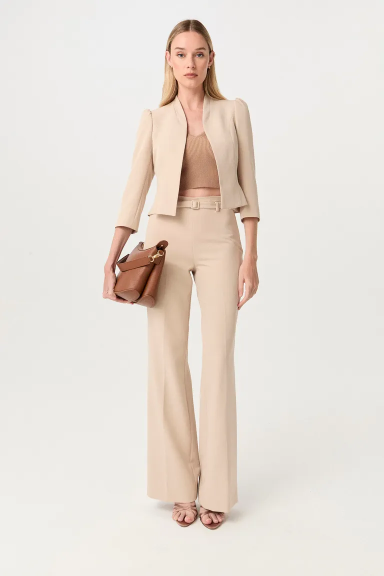 Pantalón beige de pierna ancha y tiro alto para mujer de Markova en Pantalones para argentina