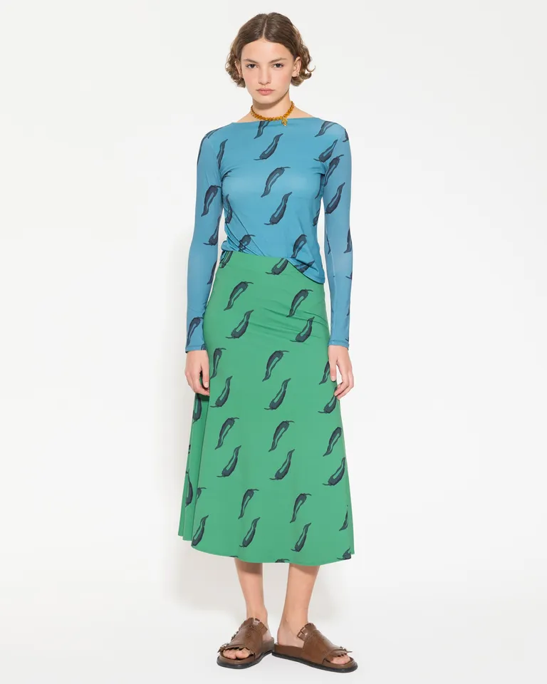 Falda estampada con vuelo y cintura elástica, perfecta para un look casual y femenino de Jazmin Chebar en Faldas para argentina