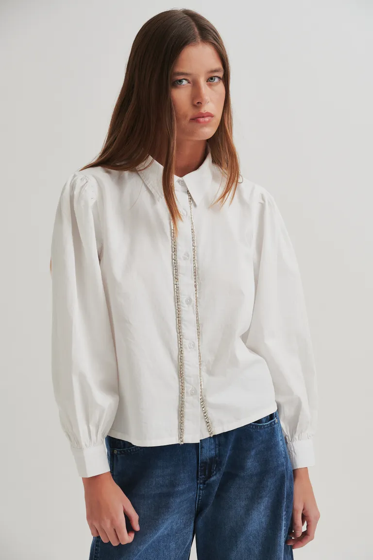 Camisa de algodón con detalles de strass y canutillos plateados, corte relajado y versátil de Sweet en Camisas para argentina