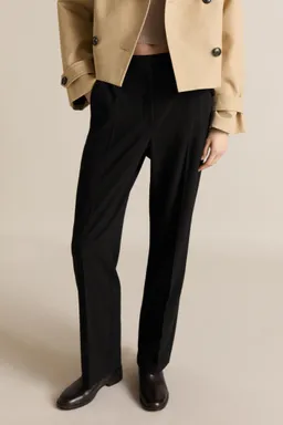 Pantalón recto tiro medio de Mango en Pantalones para argentina