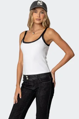 Musculosa encaje con textura de Edikted en Tops para argentina