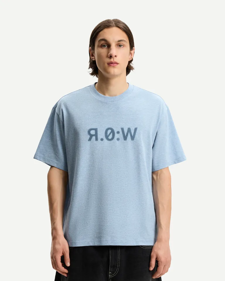 Remera texto flock manga corta de Bershka en Remeras y Polos para argentina