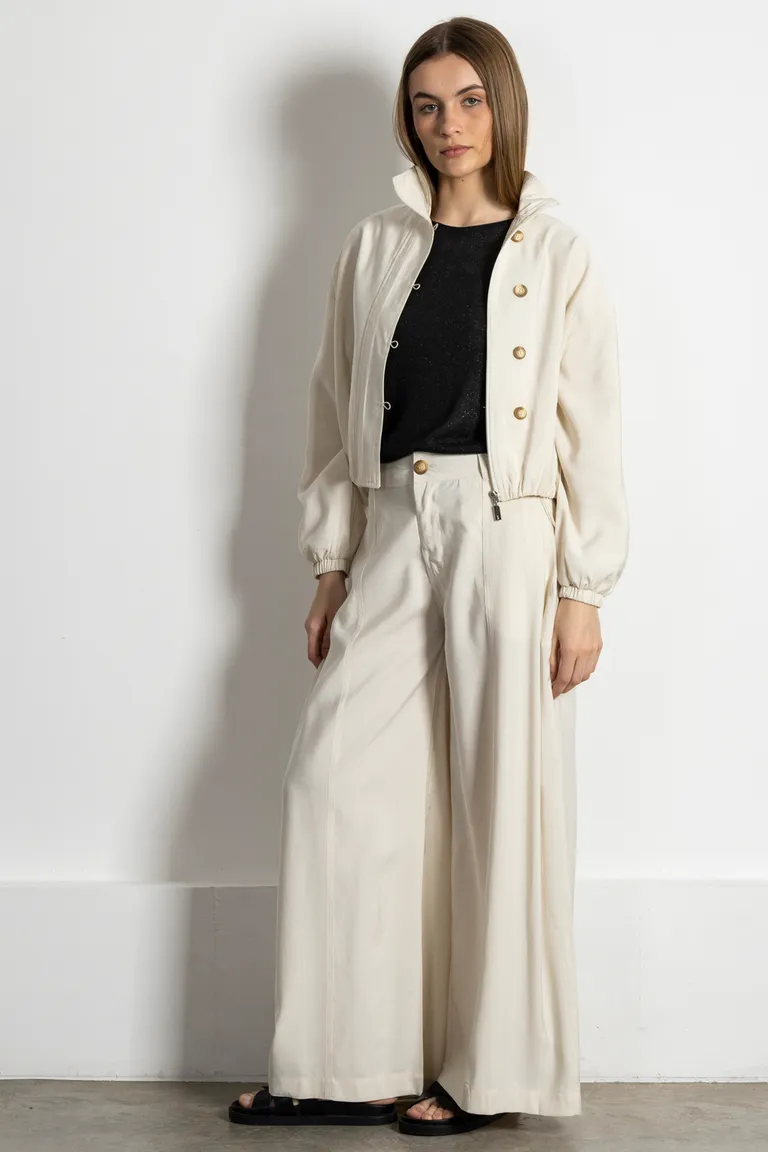 Chaqueta blanca de diseño balón con cuello alto y cierre con cremallera y botones de Kill en Chaquetas para argentina