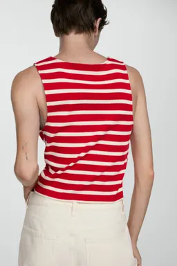 Top tirantes botones de Mango en Tops para argentina