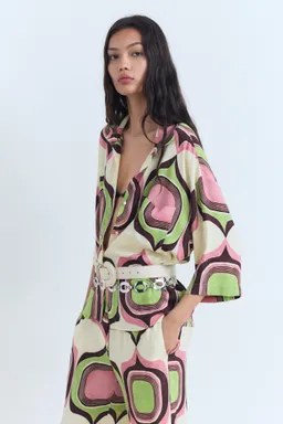 Blusa estampado geométrico de Mango en Blusas para argentina