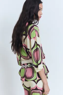 Blusa estampado geométrico de Mango en Blusas para argentina