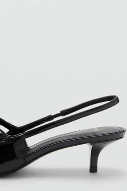 Zapato tacón tira eslabones de Mango en Zapatos con Tacos para argentina