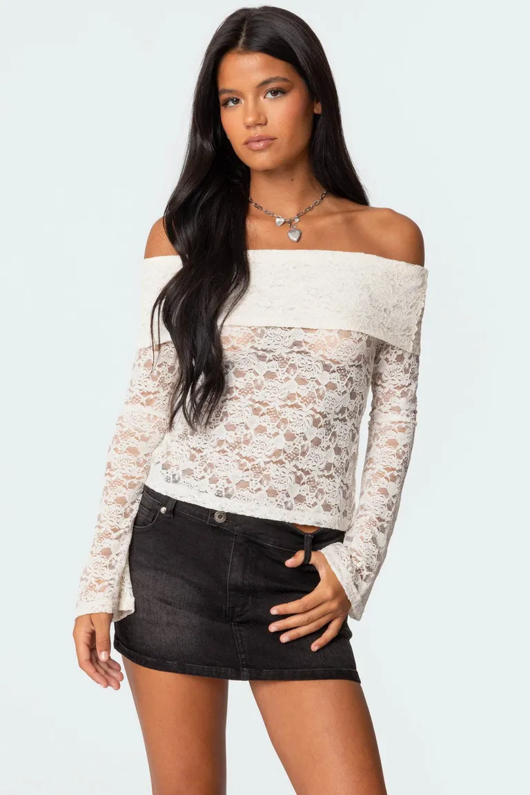 Top encaje transparente off shoulder de Edikted en Tops para argentina
