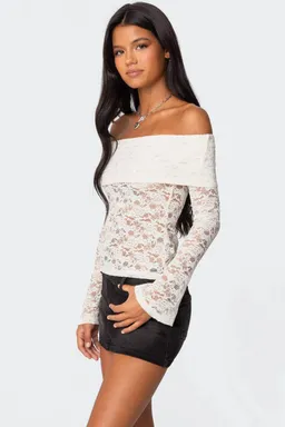 Top encaje transparente off shoulder de Edikted en Tops para argentina