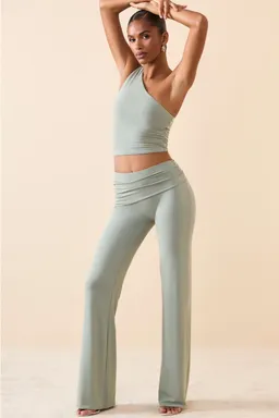 Pantalón modal pierna recta tiro medio de Oh Polly en Pantalones para argentina