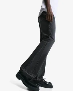 Jeans flare cómodos de Bershka en Pantalones para argentina