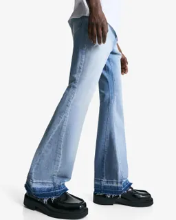 Jeans flare cómodos de Bershka en Pantalones para argentina