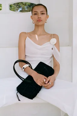 Bolso hombro crochet de Mango en Bolsos y Carteras para argentina