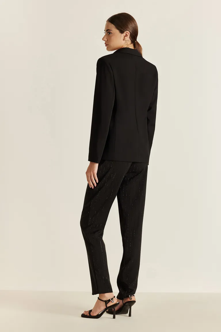 Saco de corte femenino y moderno con dise&ntilde;o exclusivo de strass de Tucci en Chaquetas para argentina