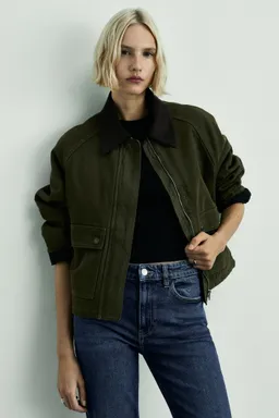 Jean newmom confort tiro alto de Mango en Pantalones para argentina