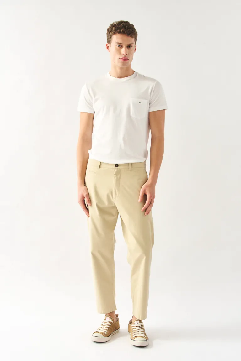 Pantalón Chino Crop Tobillero con Cierre Niquel y Botones Marmolados de Bensimon en Pantalones para argentina