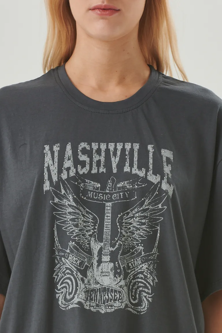 Remera Estampada de Estilo Urbano y Rockero con Diseño Llamativo de Sweet en Remeras para argentina