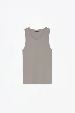 Remera musculosa canalé de Lefties en Remeras y Polos para argentina