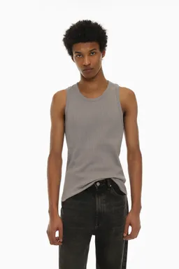 Remera musculosa canalé de Lefties en Remeras y Polos para argentina