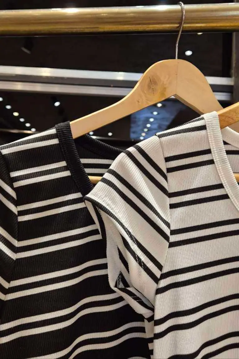 Remera Raya Doble de Hesed en Remeras para argentina