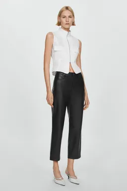 Pantalón recto efecto cuero de Mango en Pantalones para argentina
