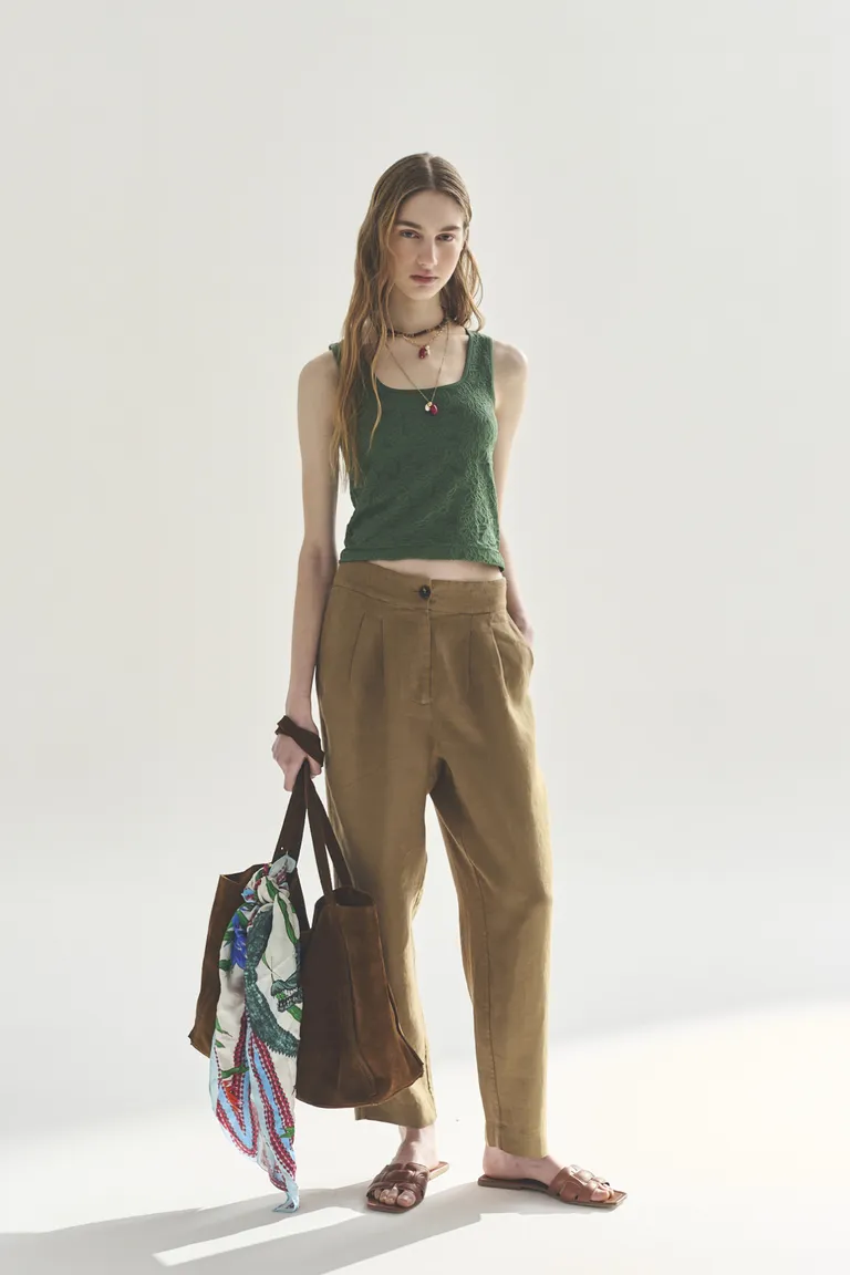 Pantalones de corte recto en color beige para mujer de Akiabara en Pantalones para argentina