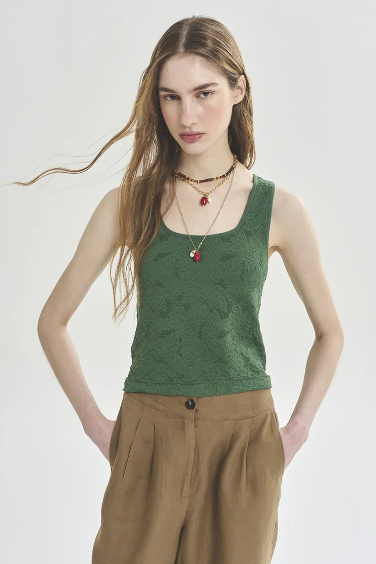 Pantalones de corte recto en color beige para mujer de Akiabara en Pantalones para argentina