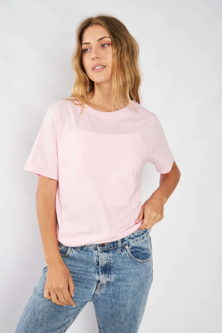 Remera de algodón suave y versátil para mujer de Belle en Remeras para argentina