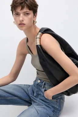 Top punto tirantes de Mango en Tops para argentina